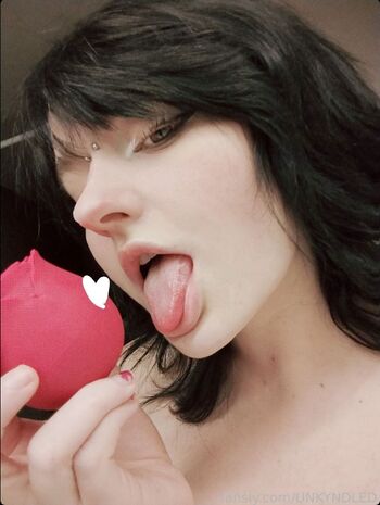 Full leaked Unkyndled rotgoddess private onlyfans photo