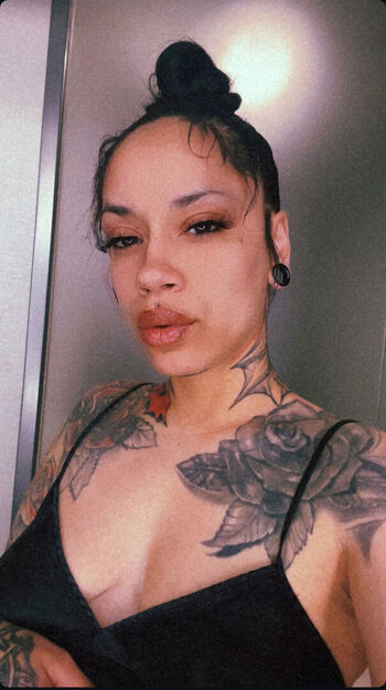 Full leaked Unpredictablytaylor private onlyfans photo