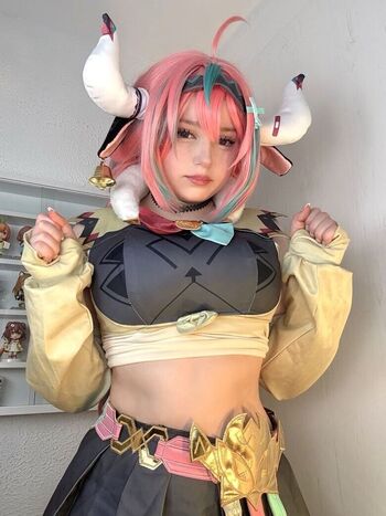 Full leaked Upminaa  page private onlyfans photo