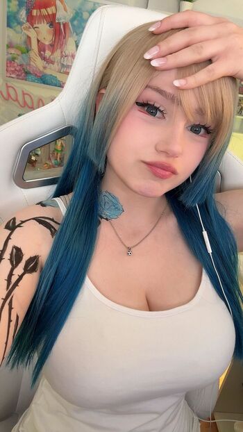 Full leaked Upminaa  page private onlyfans photo