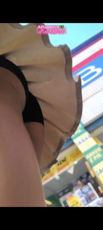 Upskirt Voyeur Videos