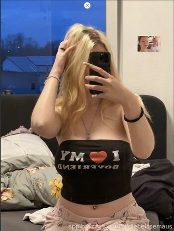 Full leaked Uptempo lea private onlyfans photo