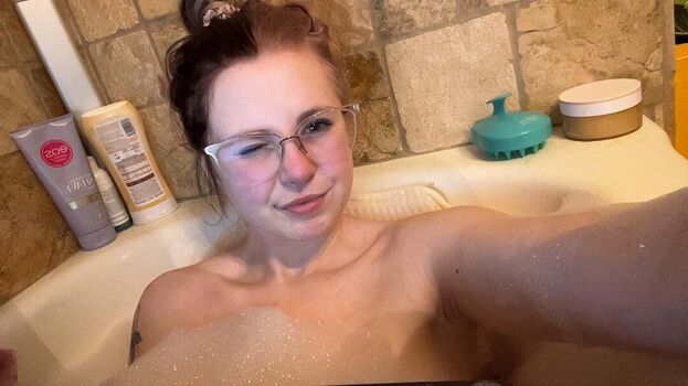 Full leaked Ur future gf private onlyfans photo