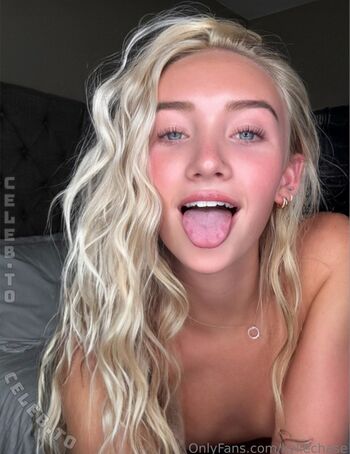 Full leaked Urefavoriteblondevip private onlyfans photo