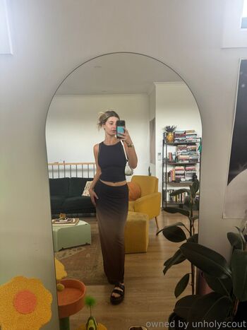 Full leaked Urfavonlinegirlfriend private onlyfans photo