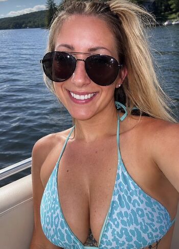 Full leaked Urmotherlauren private onlyfans photo