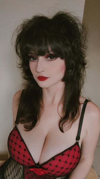 Full leaked Usagiisenshi private onlyfans photo