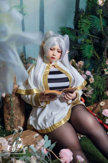 Full leaked Uyuychan private onlyfans photo