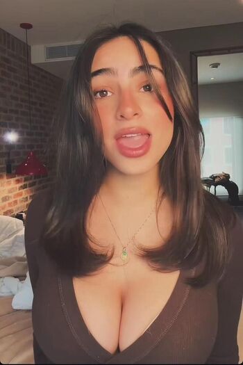 Full leaked Valentina buzzurro page private onlyfans photo