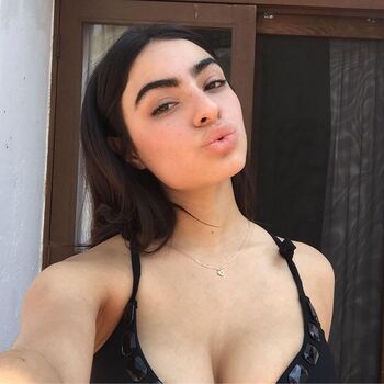 Full leaked Valentina buzzurro private onlyfans photo