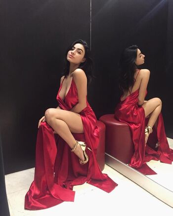 Full leaked Valentina buzzurro private onlyfans photo