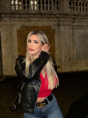 Full leaked Valentina di rocco private onlyfans photo