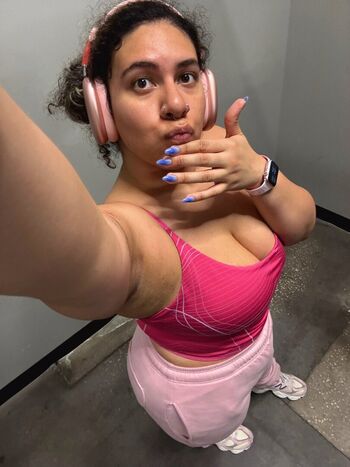 Full leaked Valeriezun private onlyfans photo