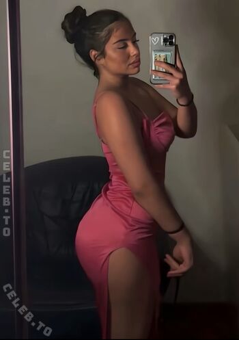 Full leaked Valonaash page private onlyfans photo