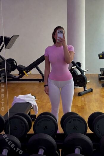 Full leaked Valonaash page private onlyfans photo