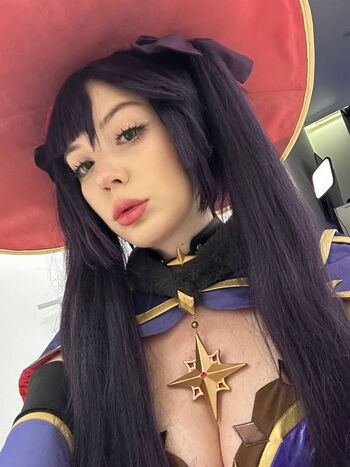 Full leaked Valyusha private onlyfans photo