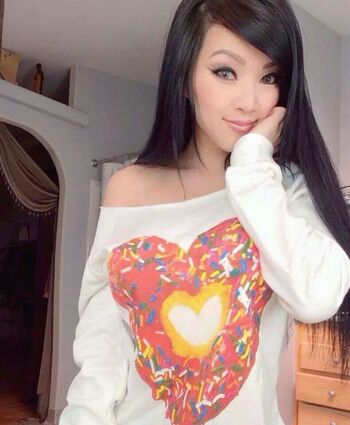 Vampybitme Linda Le