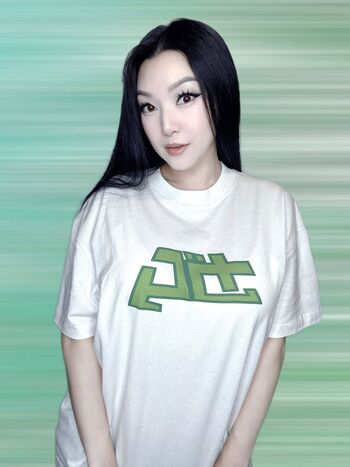 Full leaked Vampybitme linda le page private onlyfans photo