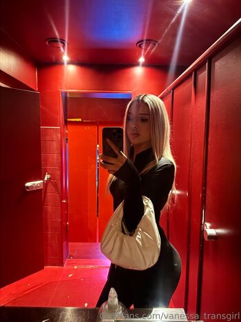 Full leaked Vanessa transgirl page private onlyfans photo