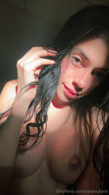 Full leaked Vanneyfans page private onlyfans photo