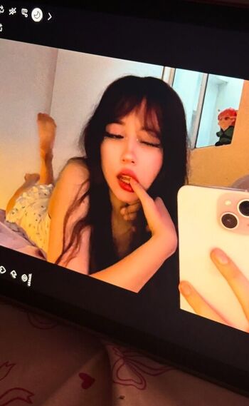 Full leaked Vekikusuo private onlyfans photo