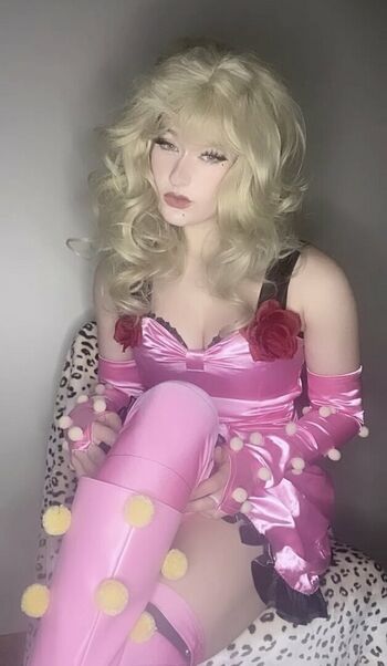 Full leaked Venom wifey page private onlyfans photo