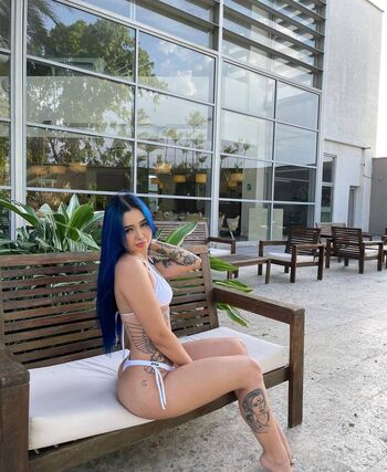 Full leaked Veruzkxxx private onlyfans photo