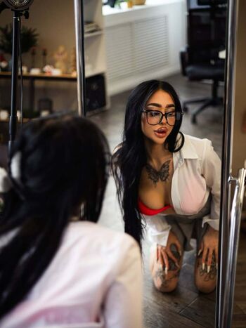 Full leaked Veta violeta private onlyfans photo