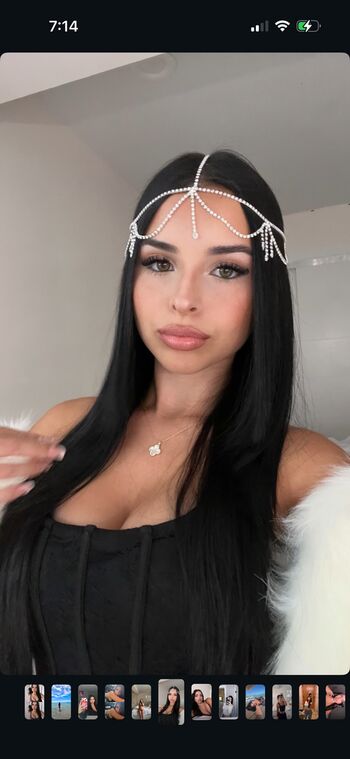 Full leaked Vickyguez private onlyfans photo