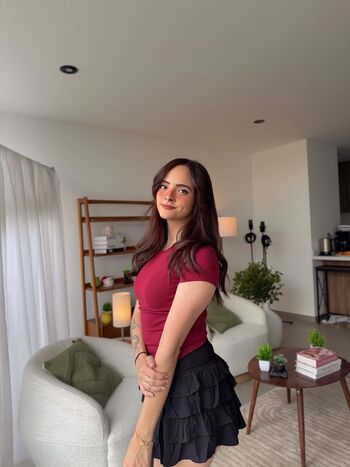 Full leaked Vickypalami private onlyfans photo