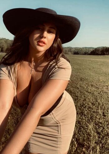 Full leaked Victoria khalid private onlyfans photo