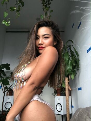 Victoria Kuang