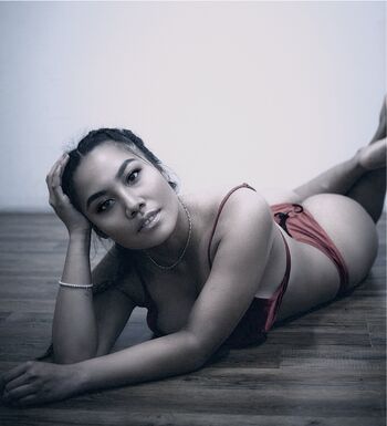 Victoria Kuang