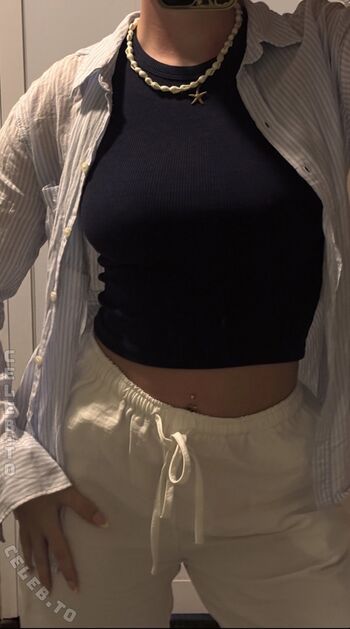 Full leaked Victoriaa vgt page private onlyfans photo