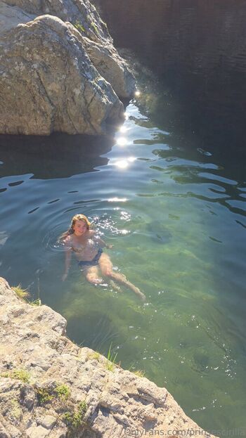 Full leaked Victoriasecretss private onlyfans photo