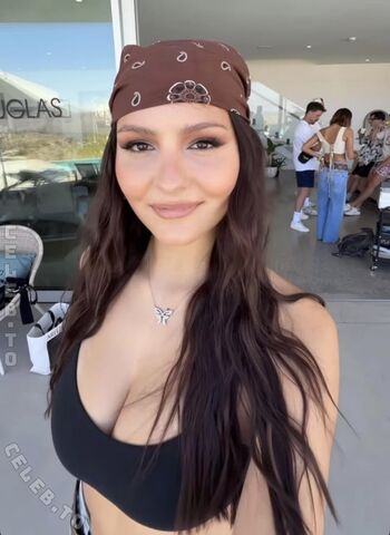 Full leaked Videozeugs private onlyfans photo