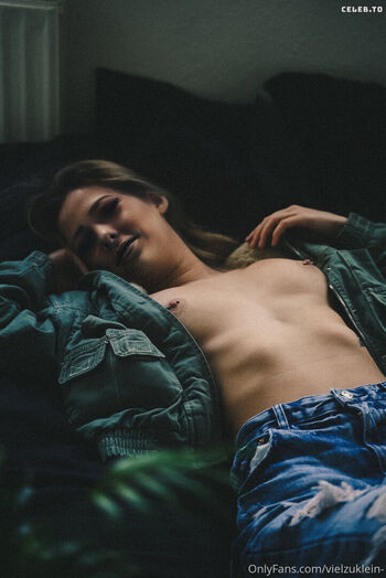 Full leaked Vielzuklein private onlyfans photo