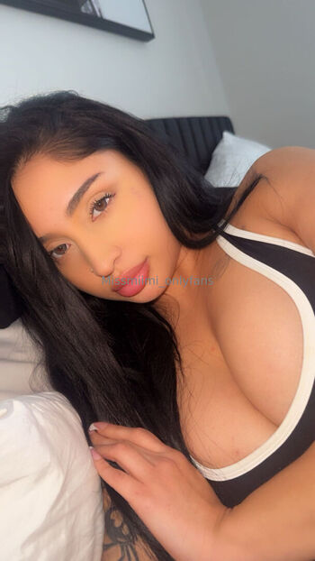 Full leaked Viixendoll private onlyfans photo