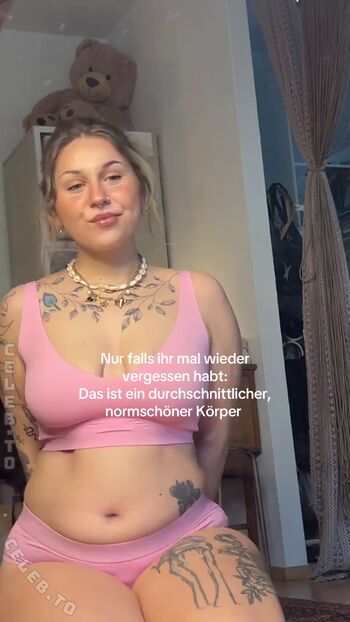 Full leaked Viky kid page private onlyfans photo