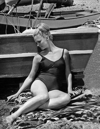 Full leaked Vintage sexy celebs page private onlyfans photo