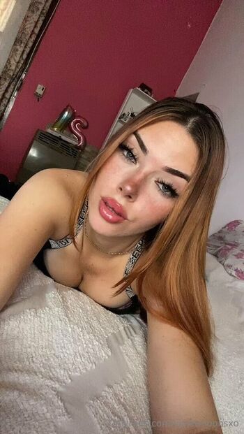 Full leaked Violetmoonsxo private onlyfans photo