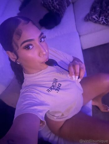Full leaked Virdiisunique private onlyfans photo