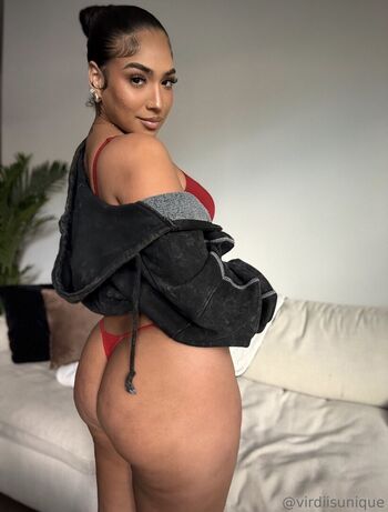 Full leaked Virdiisunique private onlyfans photo