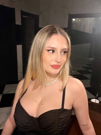 Full leaked Virginia deidda private onlyfans photo