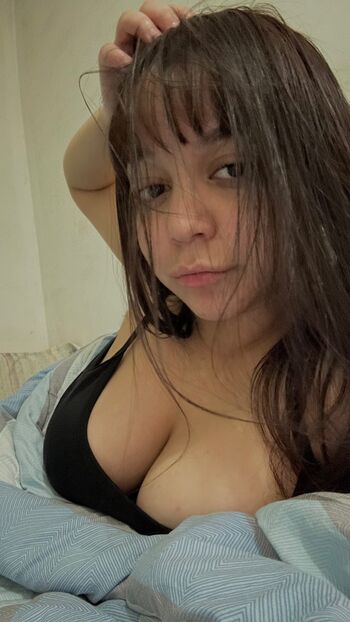 Full leaked Vitroian private onlyfans photo