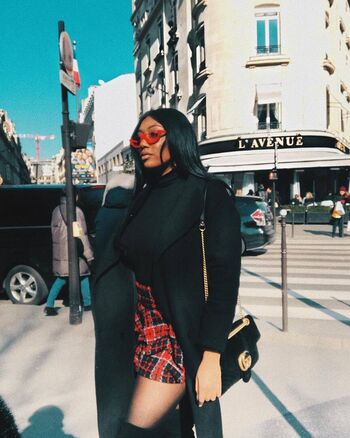 Full leaked Lisalouwho/ private onlyfans photo