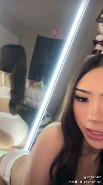 Full leaked Vivifreaky private onlyfans photo