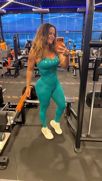Viviane Araujo