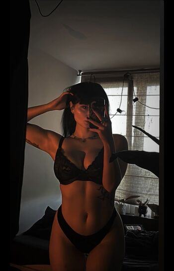 vivickivvv