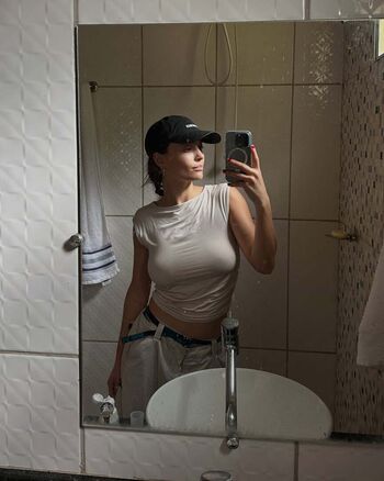 Full leaked Vivien konig private onlyfans photo